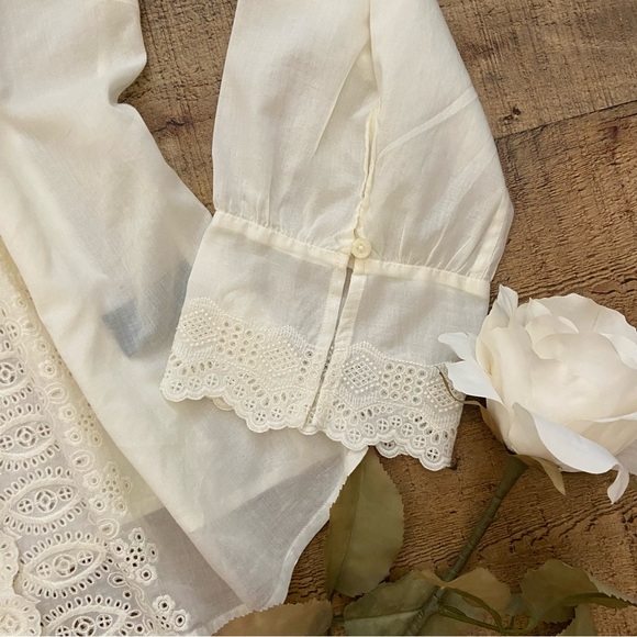 L Ralph Lauren Romantic Button Down Blouse Eyelet Lace Details Cream - Picture 6 of 11